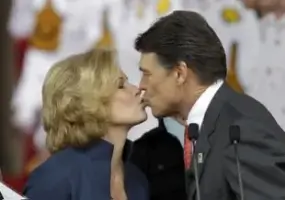 Rick Perry Gay Kiss