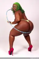 Mega Booty Poizon Ivy XXX