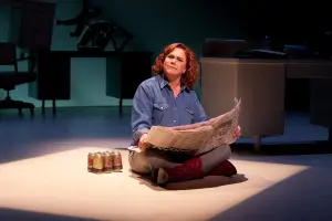 Kathleen Turner Ass