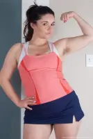 Hairy Maxine Holloway Enjoys Working Out
