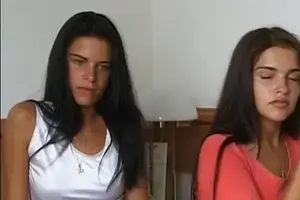 Inga and Ines Ridere Casting