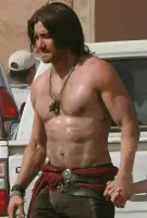 Jake Gyllenhaal Shirtless