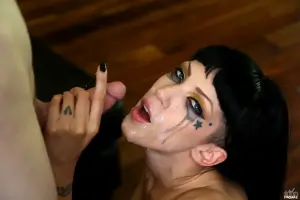1000 Facials Asphyxia Noir