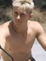Lee Walbash Gay Porn
